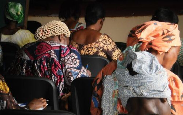 Estrategia de fomento de la participación comunitaria en salud